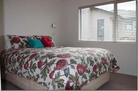 Photo of property in 3 Highgrove Place, Waipukurau, 4200