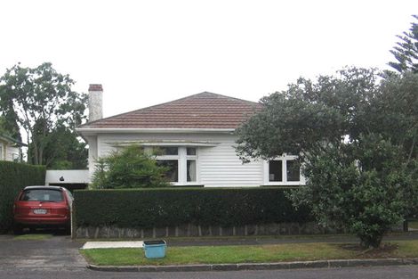 Photo of property in 8 Challinor Crescent, Mount Albert, Auckland, 1025