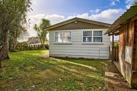 Photo of property in 130 Sievers Grove, Cannons Creek, Porirua, 5024