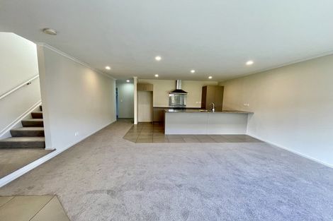 Photo of property in 18 Akeake Lane, Manurewa, Auckland, 2102