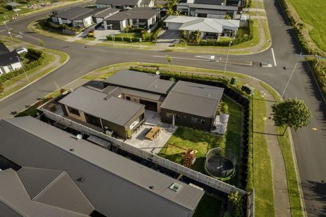 Photo of property in 1 Kiritiana Close, Pyes Pa, Tauranga, 3112