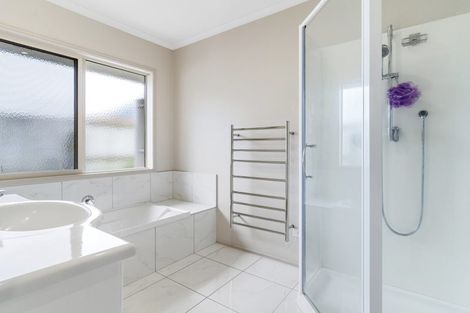 Photo of property in 15 Excelsa Place, Papamoa Beach, Papamoa, 3118