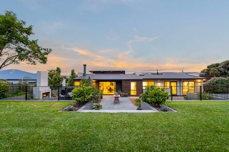 Photo of property in 3 Young Nicks Lane, Whitby, Porirua, 5024