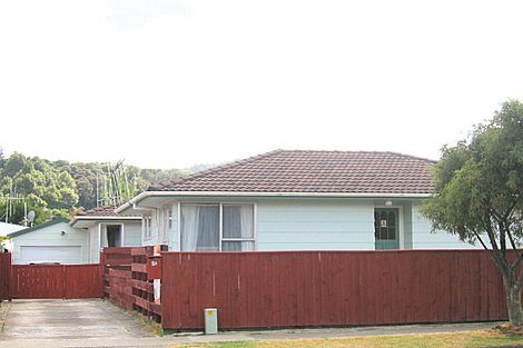 Photo of property in 1/15 Gemstone Drive, Birchville, Upper Hutt, 5018