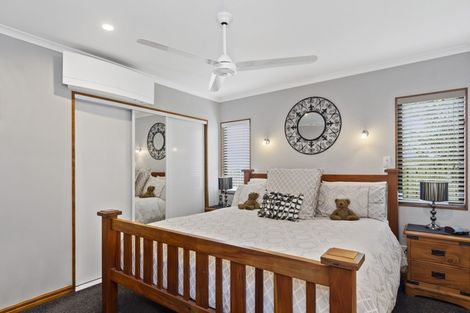 Photo of property in 76 Village Park Drive, Welcome Bay, Tauranga, 3112