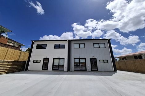 Photo of property in 72a Ocean View Road, Northcote, Auckland, 0627