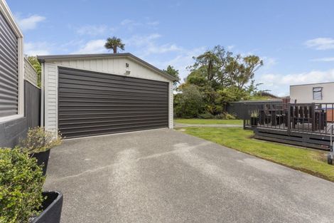 Photo of property in 11 Hathaway Avenue, Boulcott, Lower Hutt, 5010