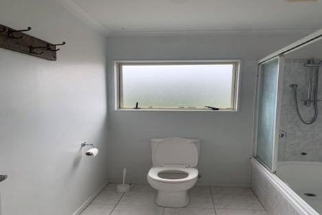 Photo of property in 5 Pooks Road, Ranui, Auckland, 0612