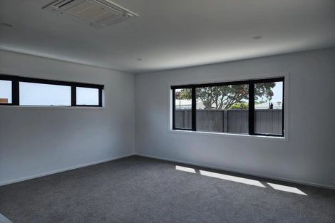 Photo of property in 140a Ngamotu Road, Spotswood, New Plymouth, 4310
