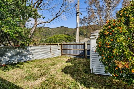Photo of property in 79 Waddington Drive, Naenae, Lower Hutt, 5011