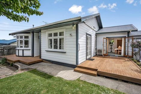 Photo of property in 53 William Street, Petone, Lower Hutt, 5012