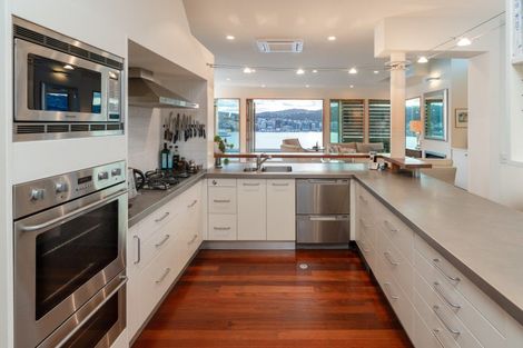 Photo of property in 20 The Crescent, Roseneath, Wellington, 6011