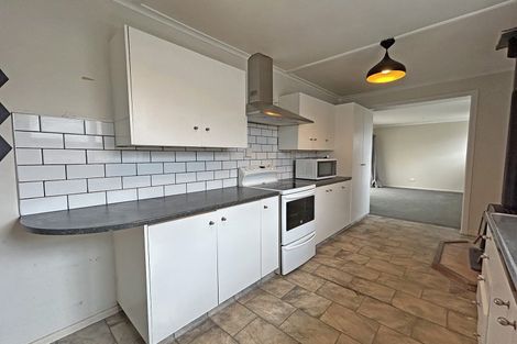 Photo of property in 124 Centennial Avenue, Helensburgh, Dunedin, 9010