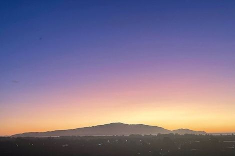 Photo of property in 99 Kakariki Grove, Waikanae, 5036