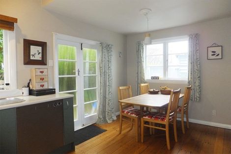 Photo of property in 60 Oxley Avenue, St Albans, Christchurch, 8014