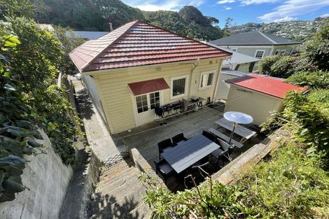 Photo of property in 47 Ribble Street, Island Bay, Wellington, 6023