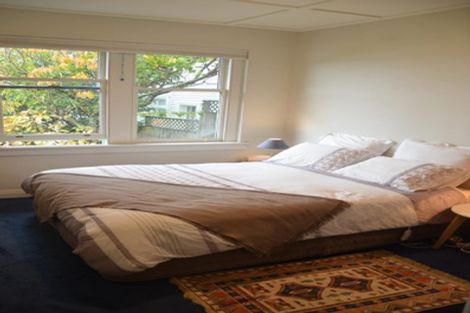 Photo of property in 55 Palliser Road, Roseneath, Wellington, 6011