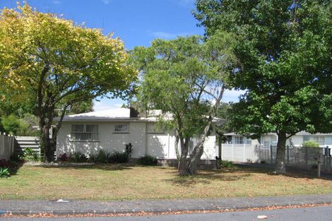 Photo of property in 7 Firle Place, Green Bay, Auckland, 0604