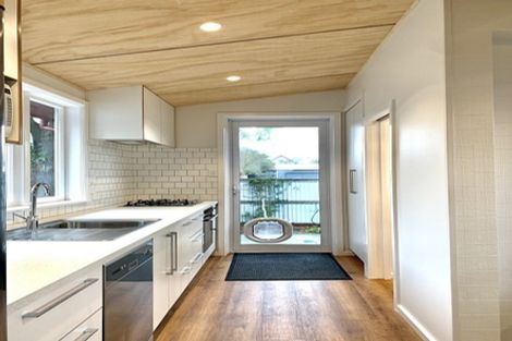 Photo of property in 53 Oxley Avenue, St Albans, Christchurch, 8014