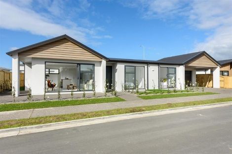 Photo of property in 76 Franks Way, Papamoa Beach, Papamoa, 3118