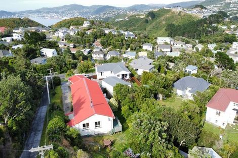 Photo of property in 81b Black Rock Road, Newlands, Wellington, 6037