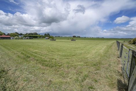 Photo of property in 75 Woodlands Cemetery Road, Woodlands, Invercargill, 9871