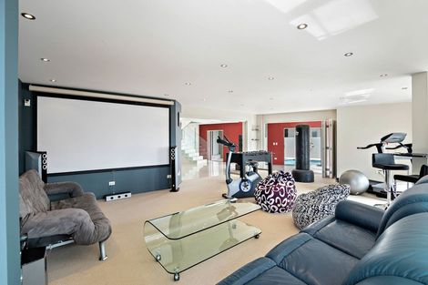 Photo of property in 61 Compass Way, Half Moon Bay, Auckland, 2012