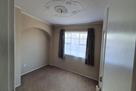 Photo of property in 323 Malfroy Road, Pomare, Rotorua, 3015