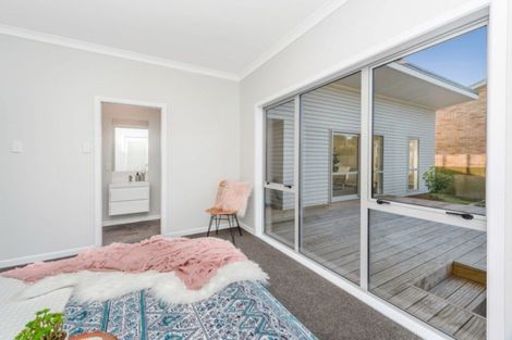 Photo of property in 1 Morris Road, Hillcrest, Hamilton, 3216