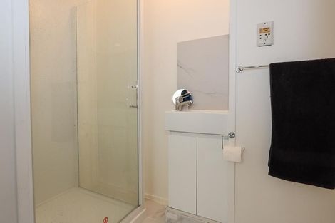 Photo of property in 2 Selwyn Road, Lynmore, Rotorua, 3010