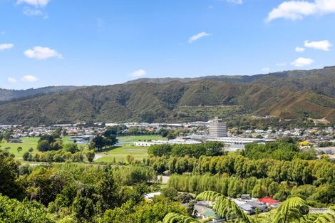 Photo of property in 28 Gurney Road, Kelson, Lower Hutt, 5010