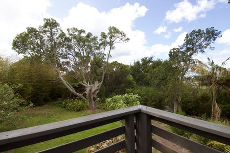 Photo of property in 475 Whangaparaoa Road, Stanmore Bay, Whangaparaoa, 0932