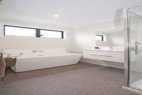 Photo of property in 60 Oak Ridge Drive, Te Awamutu, 3800