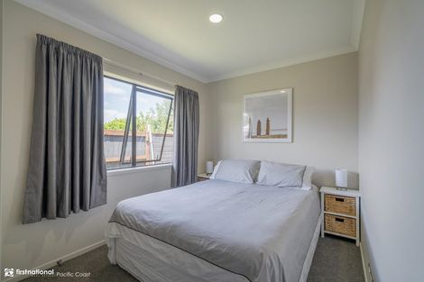 Photo of property in 22 Captain Wood Avenue, Whitianga, 3510