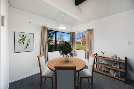 Photo of property in 42 Whiting Crescent, Greenmeadows, Napier, 4112