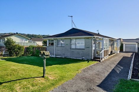 Photo of property in 8a Tireti Road, Titahi Bay, Porirua, 5022