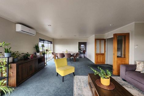 Photo of property in 8b Julian Place, Westown, New Plymouth, 4310