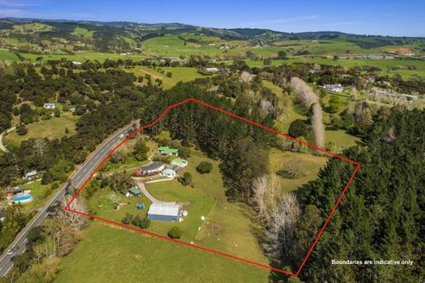 Photo of property in 336 Muriwai Road, Waimauku, 0881