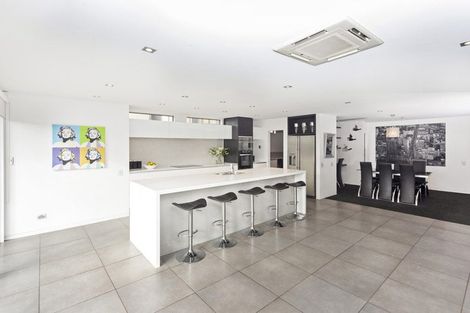 Photo of property in 107 Gardiners Road, Harewood, Christchurch, 8051