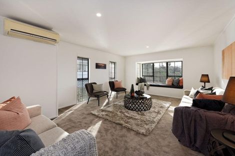 Photo of property in 2/7 Te Atatu Road, Te Atatu South, Auckland, 0610