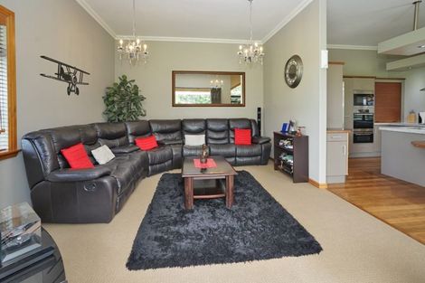 Photo of property in 28 Muir Road, Te Awamutu, 3879