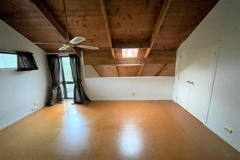 Photo of property in 50 Sunnyhaven Avenue, Beach Haven, Auckland, 0626