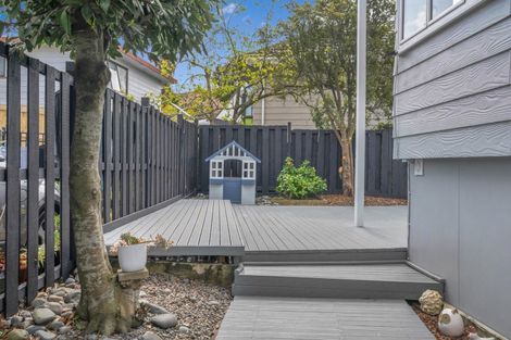 Photo of property in 2/134 Bradbury Road, Botany Downs, Auckland, 2010