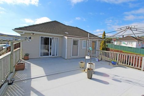 Photo of property in 11a Castor Crescent, Cannons Creek, Porirua, 5024