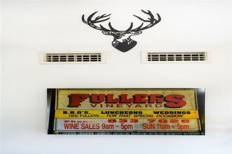 Photo of property in 43 Sunnyvale Road, Massey, Auckland, 0614