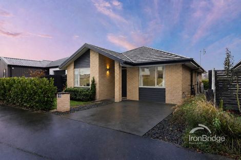 Photo of property in 6 Koral Lane, Broomfield, Christchurch, 8042