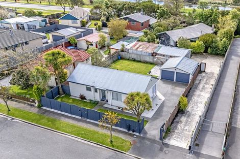 Photo of property in 48 Meon Street, Aranui, Christchurch, 8061
