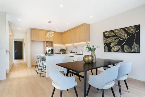 Photo of property in 37 Paretao Street, Massey, 0614