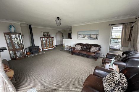Photo of property in 106 Everglade Drive, Totara Heights, Auckland, 2105
