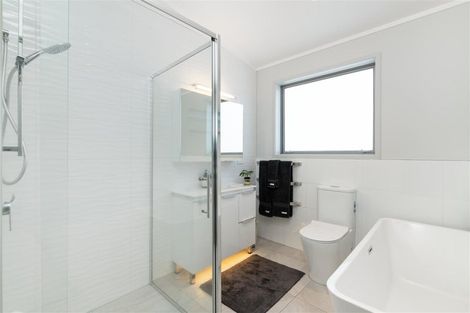 Photo of property in 912a Papamoa Beach Road, Papamoa Beach, Papamoa, 3118